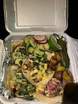Tacos to-go with salsas